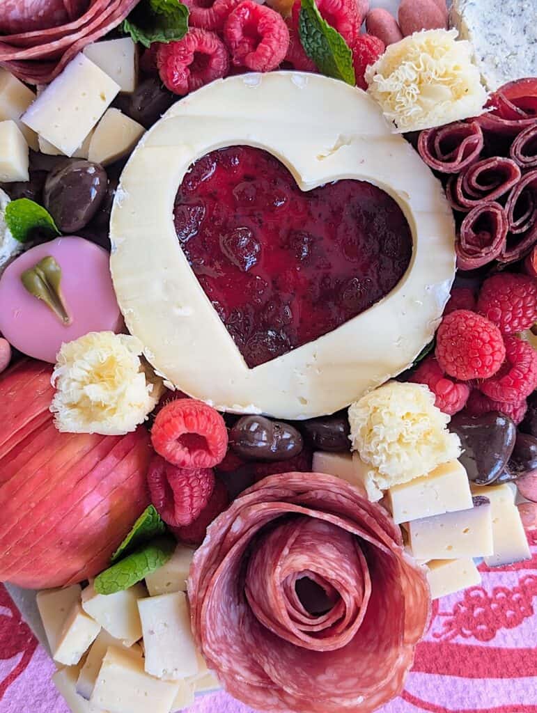 close up of the Valentine&rsquo;s Charcuterie Board